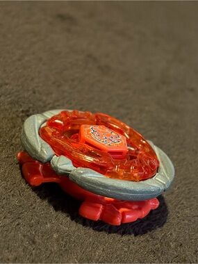 Beyblade Flame Bull H145